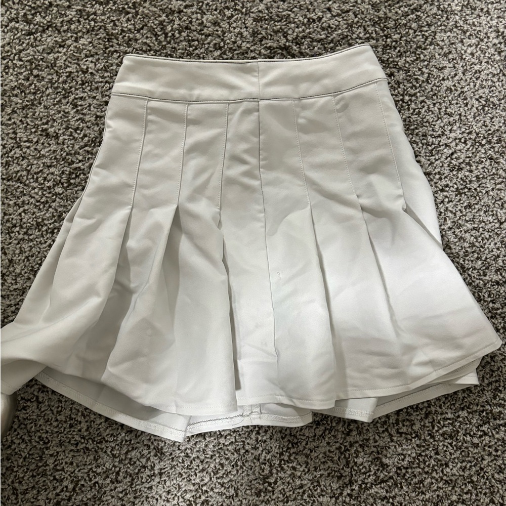 Shein skater skirt small